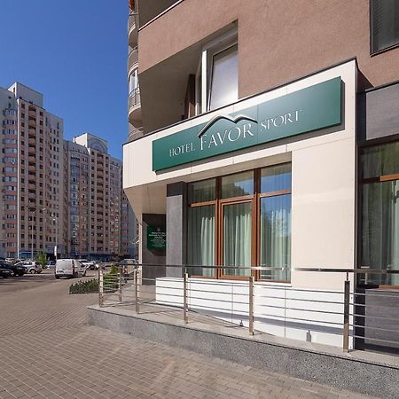Favor Sport Hotel Kiev Extérieur photo