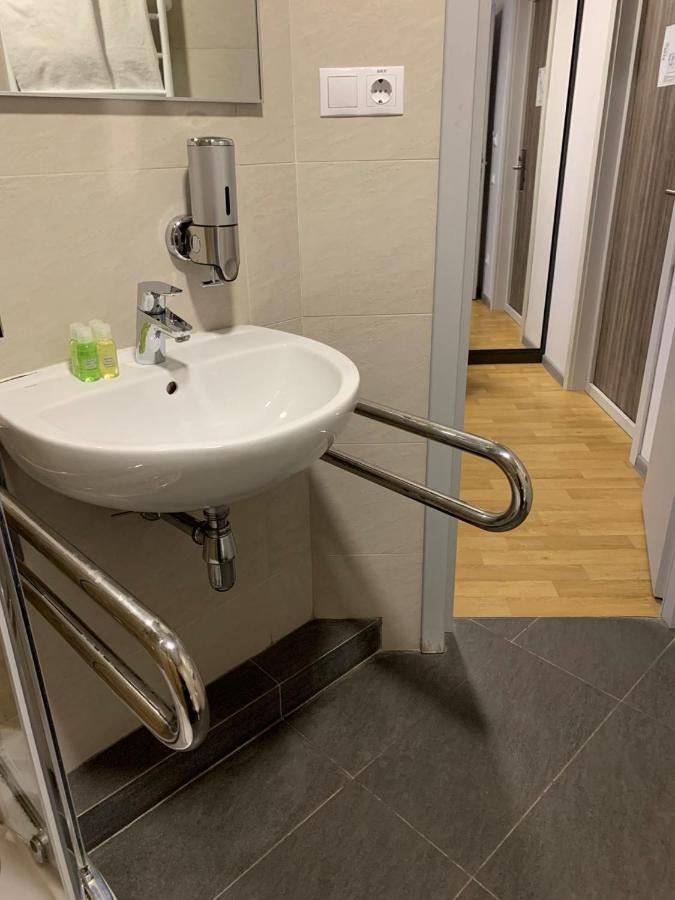 Favor Sport Hotel Kiev Extérieur photo