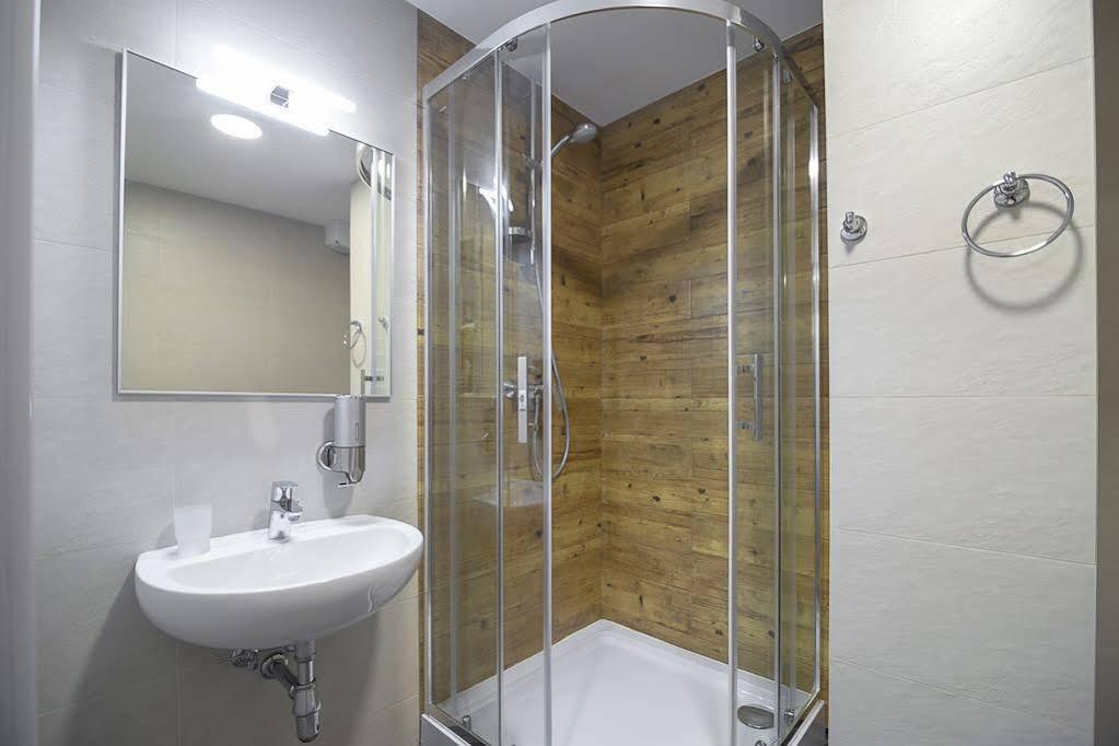 Favor Sport Hotel Kiev Extérieur photo