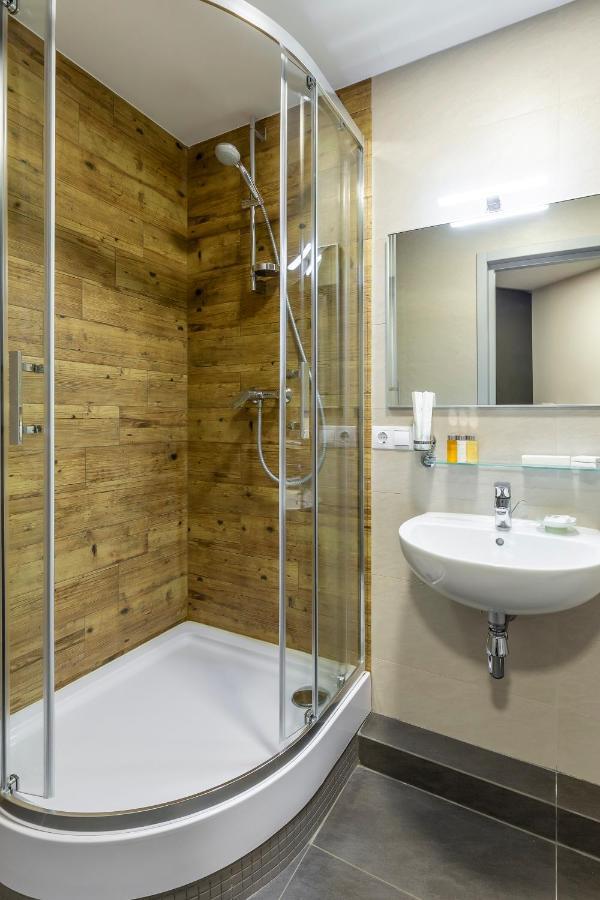 Favor Sport Hotel Kiev Extérieur photo